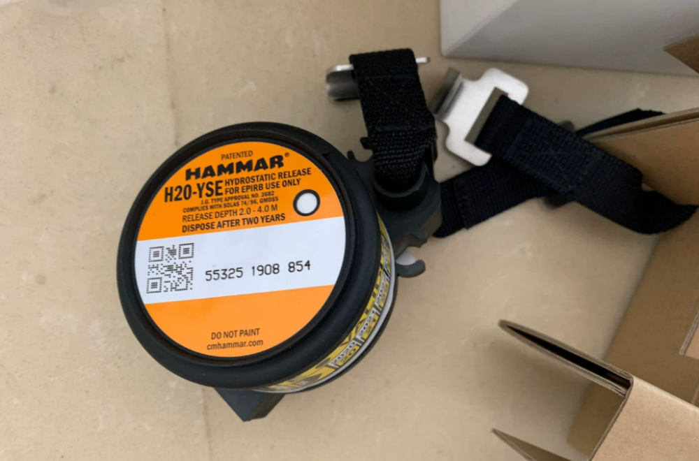 JOTRON JQE 103 EPIRB H20-YES HRU type H-7ZZSC0080 HYDROSTATIC RELEASE UNIT H20 YES
